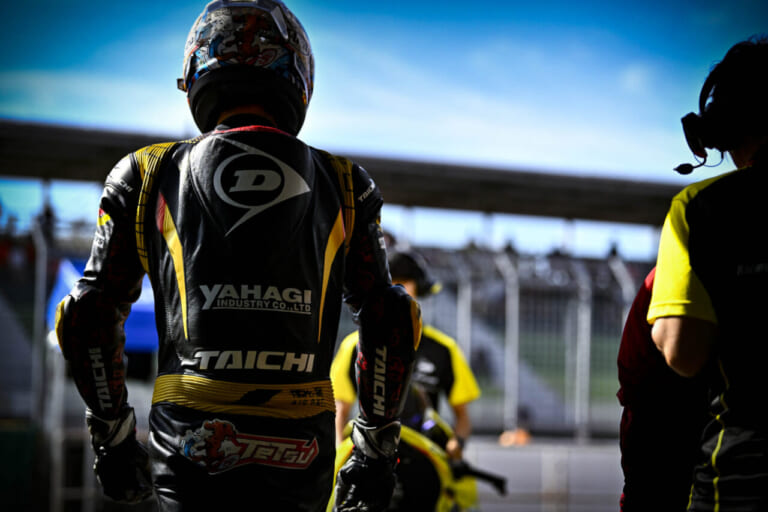 DUNLOP Racing Team with YAHAGI|長島哲太|ついに表彰台3位! みんなの頑張りがカタチになった大きな1歩──ファインダー越しに見た長島哲太×ダンロップの挑戦2025