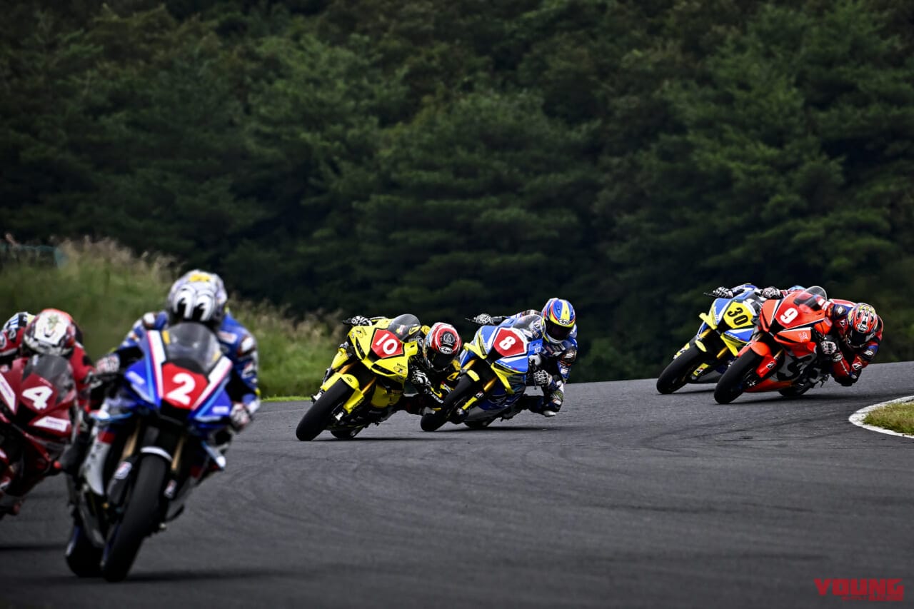 DUNLOP Racing Team with YAHAGI|長島哲太|レース以前の思わぬ不運、レース2では光明も見えた──ファインダー越しに見た長島哲太×ダンロップの挑戦2025