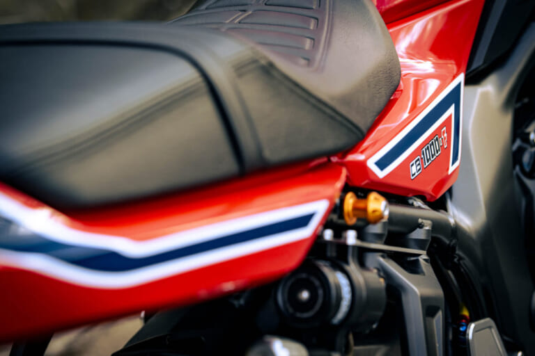 アクティブ|CB1000F|カスタム|ボルドールカラーのCB1000F!! アクティブから自社パーツで勝負のカスタム車が早くも登場