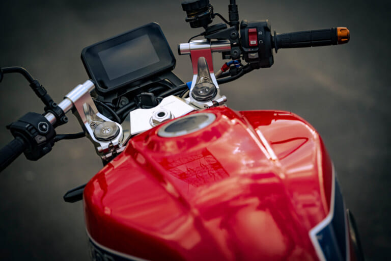 アクティブ|CB1000F|カスタム|ボルドールカラーのCB1000F!! アクティブから自社パーツで勝負のカスタム車が早くも登場