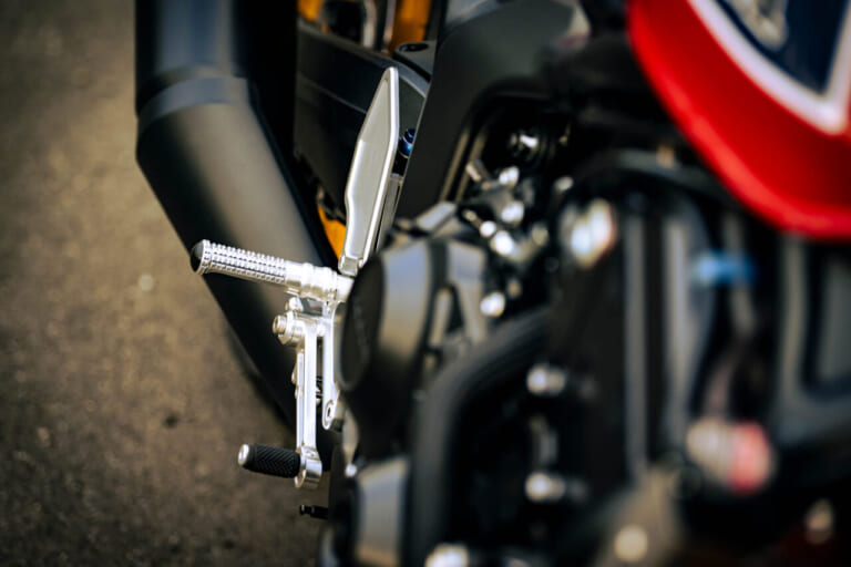 アクティブ|CB1000F|カスタム|ボルドールカラーのCB1000F!! アクティブから自社パーツで勝負のカスタム車が早くも登場