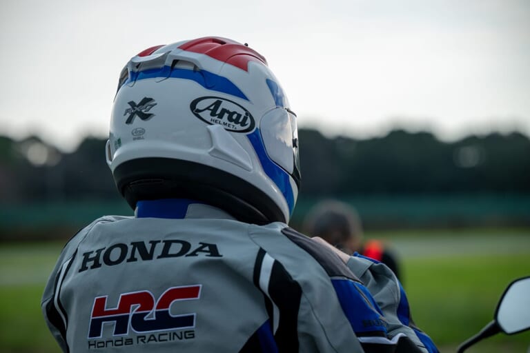 フレディ・スペンサー｜フレディ・スペンサー、CB1000Fガチ走行! インプレで何を語る?【Hondaホームカミング熊本2025】