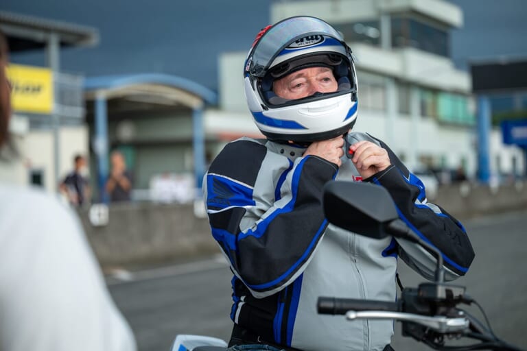 フレディ・スペンサー｜フレディ・スペンサー、CB1000Fガチ走行! インプレで何を語る?【Hondaホームカミング熊本2025】