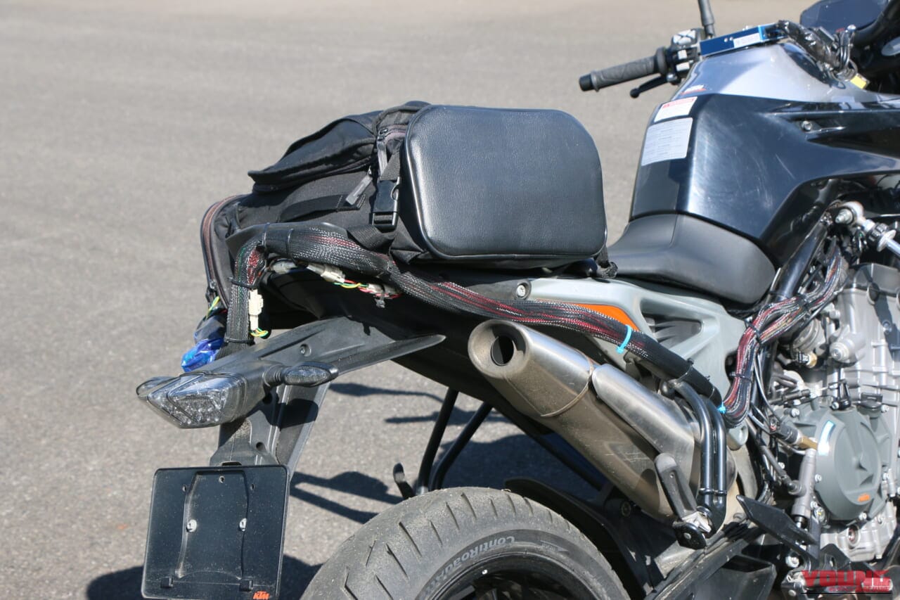 |「転びたくても転べない!」「MotoGPライダーのブレーキ操作を再現!?」ボッシュのABSが30年で物凄い進化をしていた【青木宣篤が解説】