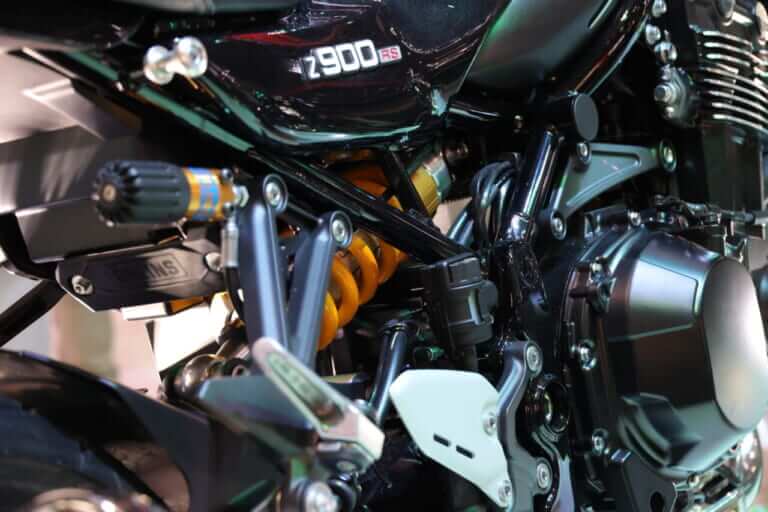 カワサキ|Z900RS SE|2026年モデル|【世界初公開】カワサキ新型「Z900RS」登場! 火の玉「SE」はドラレコ装備、RSはライポジも変わったが優れたデザインは不変