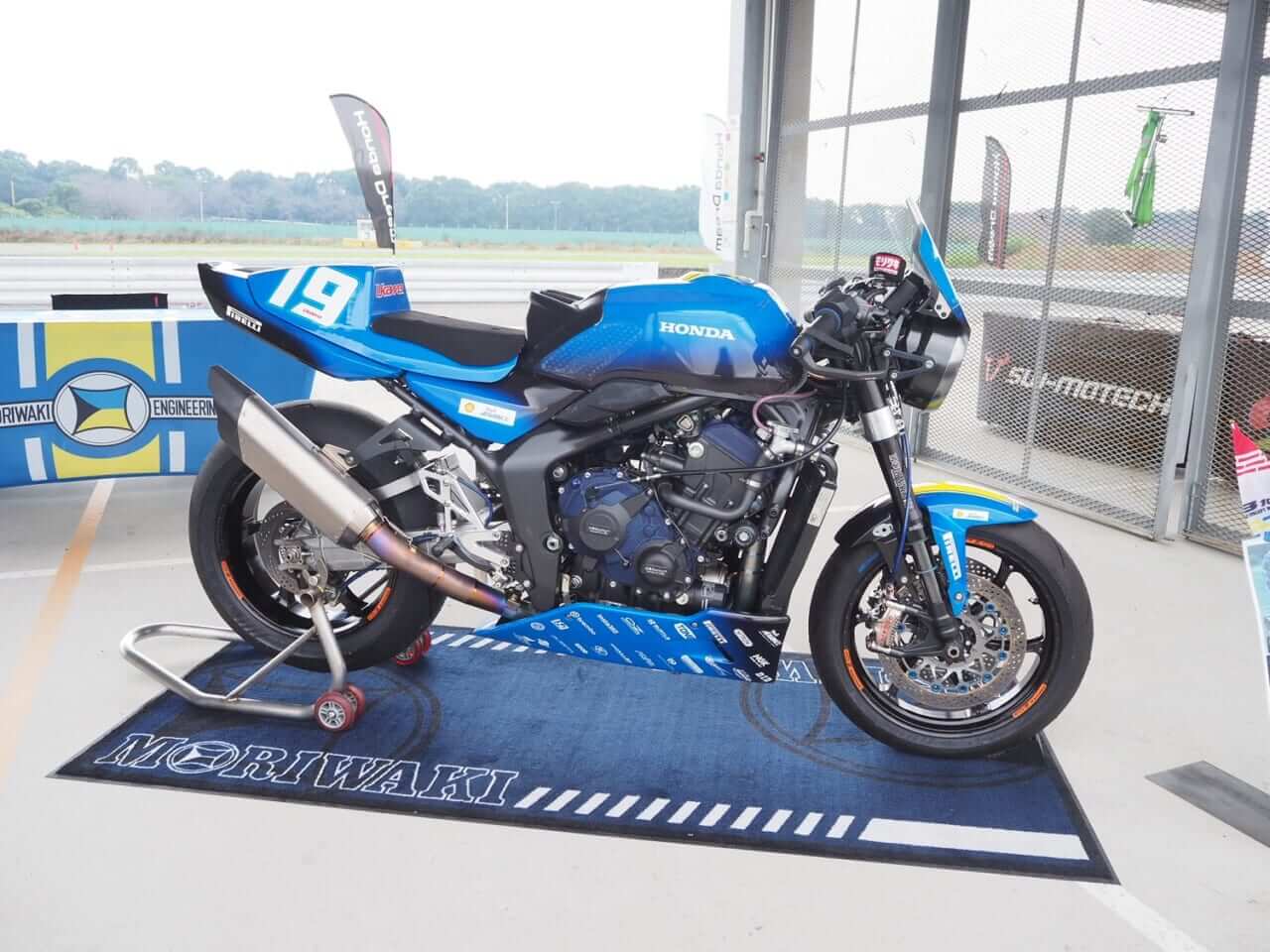 HONDA CB1000F｜ホンダCB1000Fのパーツメーカー別カスタマイズ発表! プロトのコンセプトは「ボルドール2」