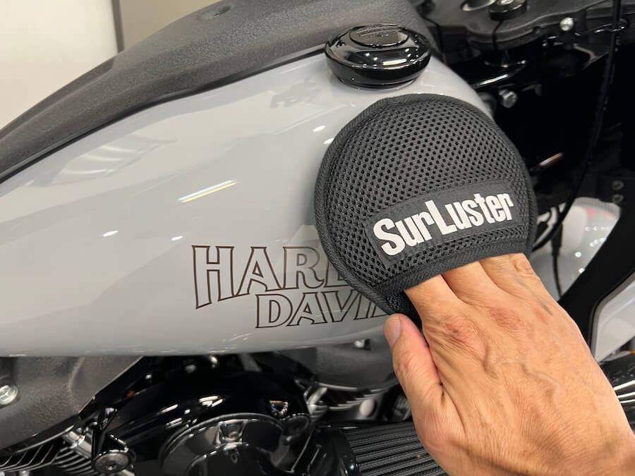 シュアラスター ワックスパッド解説｜「えっ、こんなにキレイになるの?」ワックスコーティングの施工に超便利な新商品「ワックスパッド」最速解説