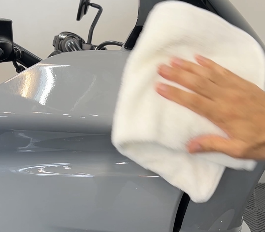 シュアラスター ワックスパッド解説｜「えっ、こんなにキレイになるの?」ワックスコーティングの施工に超便利な新商品「ワックスパッド」最速解説