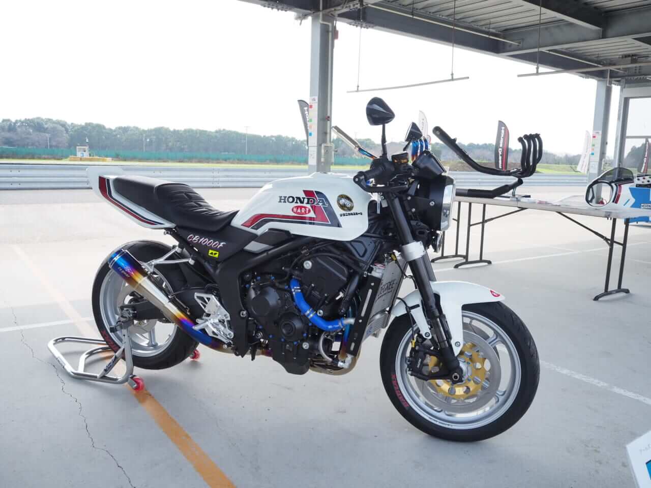 HONDA CB1000F｜ホンダCB1000Fのパーツメーカー別カスタマイズ発表! プロトのコンセプトは「ボルドール2」