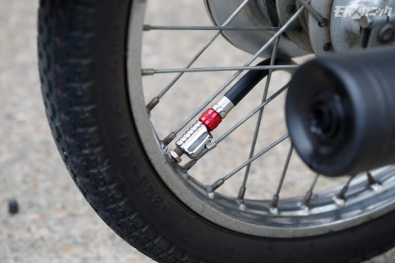 ストレート｜ワンタッチタイヤチャック ｜使用例｜使えば分かる納得の機能性。目的を絞って使い勝手をアップするストレートのツール×5選