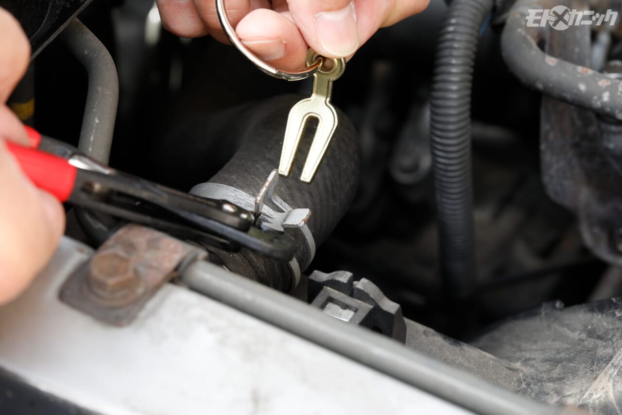 ストレート｜スプリングホースクランプツール｜使用例｜使えば分かる納得の機能性。目的を絞って使い勝手をアップするストレートのツール×5選