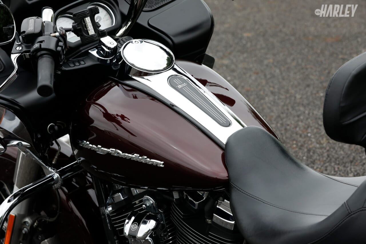 ハーレーダビッドソン｜FLTRX Road Glide｜タンク｜店舗力と整備力で中古車品質向上! レッドバロンならハーレーダビッドソンも大安心〈2018 FLTRXロードグライド〉