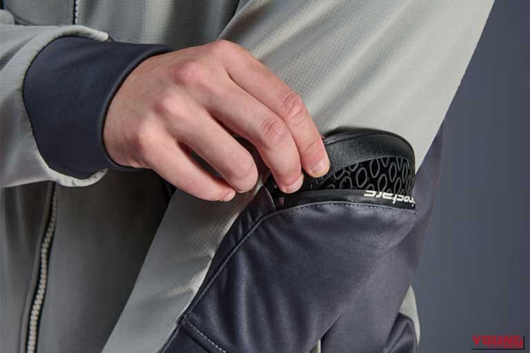 MOBLAST WP JACKET|【2024-2025 秋冬新作】アルパインスターズの街乗りカジュアルウェア3選! バイクを降りてもお洒落な防寒アイテム