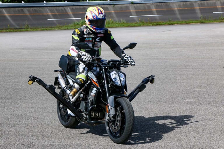 ボッシュ｜BOSCH｜ABS試乗会｜青木宣篤｜「転びたくても転べない！」「MotoGPライダーのブレーキ操作を再現!?」ボッシュのABSが30年で物凄い進化をしていた【青木宣篤が解説】