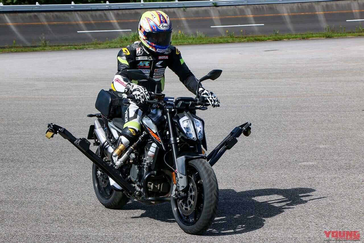 ボッシュ|BOSCH|ABS試乗会|青木宣篤|「転びたくても転べない!」「MotoGPライダーのブレーキ操作を再現!?」ボッシュのABSが30年で物凄い進化をしていた【青木宣篤が解説】