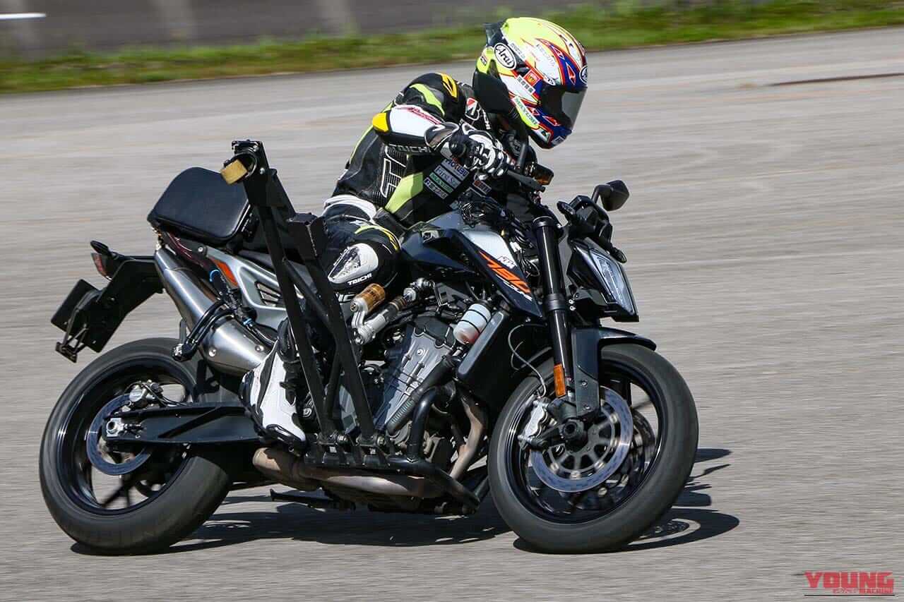 ボッシュ|BOSCH|ABS試乗会|青木宣篤|「転びたくても転べない!」「MotoGPライダーのブレーキ操作を再現!?」ボッシュのABSが30年で物凄い進化をしていた【青木宣篤が解説】