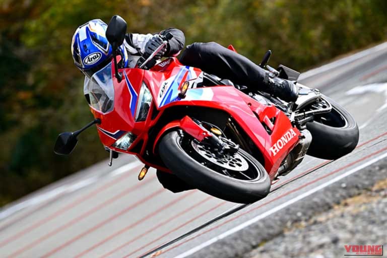 ホンダ CBR650R E-Clutch|「手動か、自動か」ホンダEクラッチとヤマハY-AMT──丸山浩の手動/自動クラッチ論