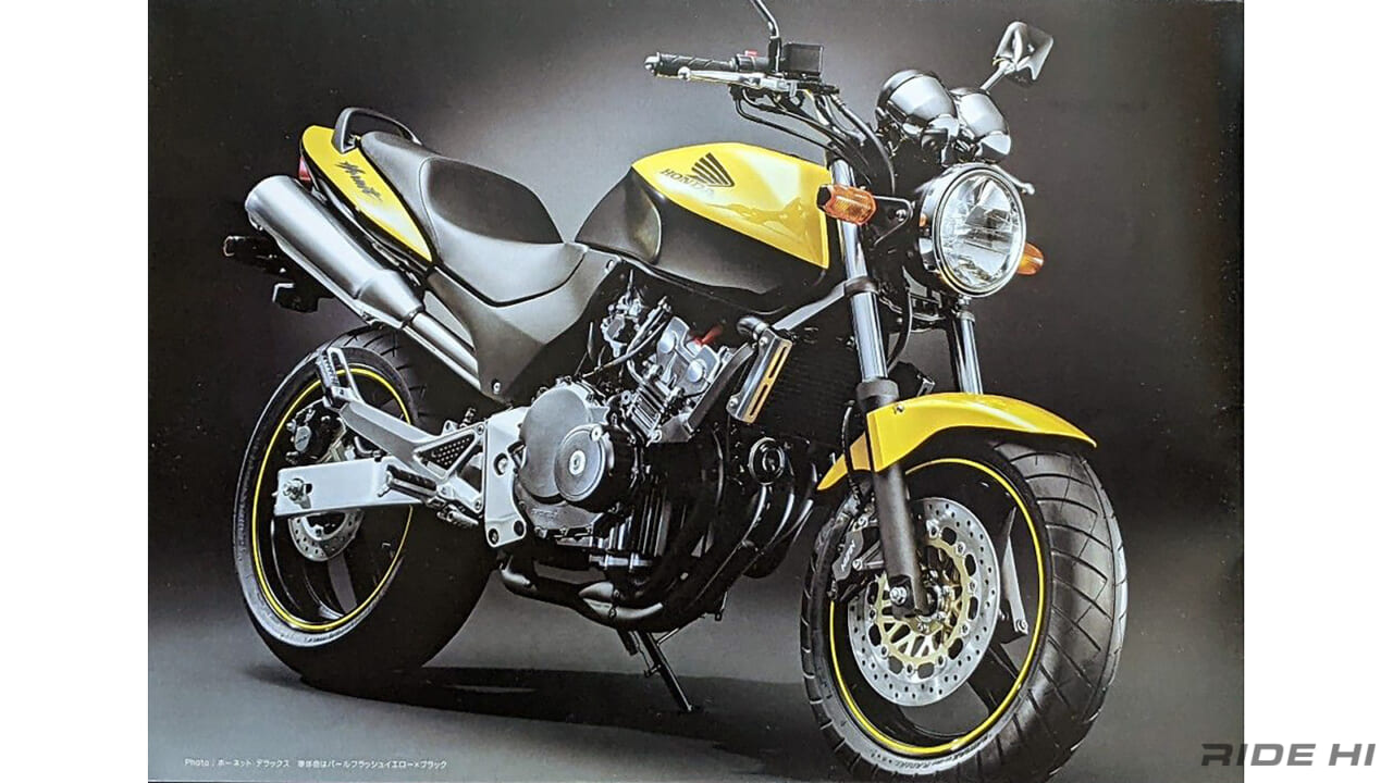 ｜「CBR900RRと同じタイヤサイズ?!」ホンダHORNETは後期モデルにツートンも登場！