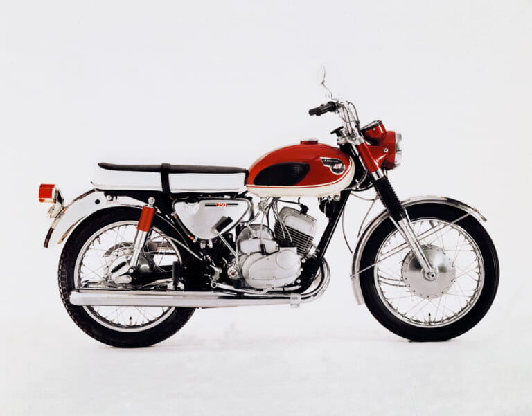 KAWASAKI 250A1 SAMURAI|カワサキMACH III / IV【1969~1975】開発史:事業撤退の検討から存続、そして成功へ