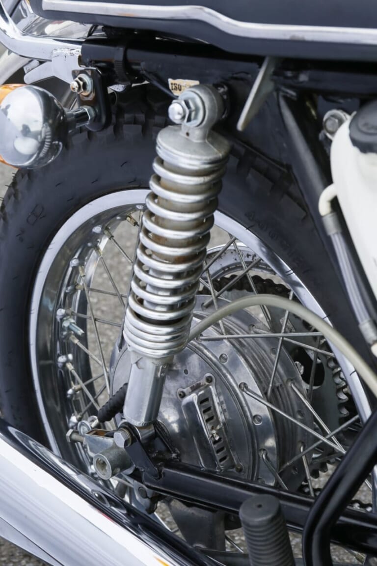 KAWASAKI 500-SS MACH III｜排気量拡大で王座を維持：カワサキMACH III / IV【1969～1975】各部解説