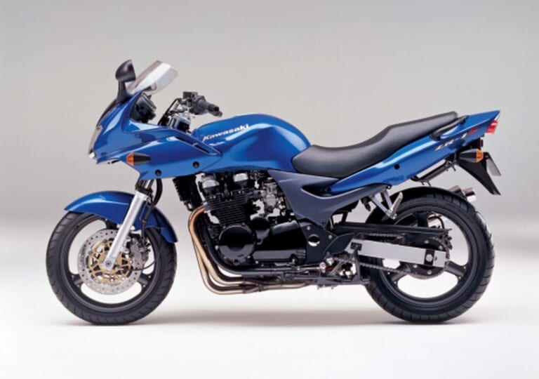 KAWASAKI ZR-7S|カワサキ Z650【1976~1978】から始まったザッパーの系譜:時代で異なるその存在意義