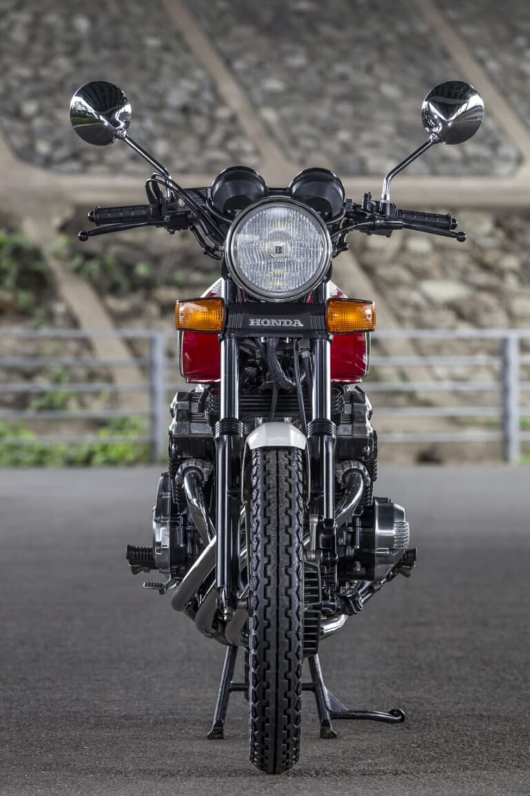 HONDA CBX400F｜【昭和名車】ホンダ(HONDA)CBX400F【1981～1984】：第二世代の400ccフォアで激戦区の王座を奪還