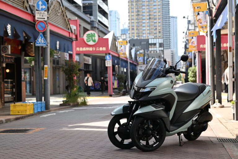 ヤマハ｜トリシティ125｜試乗インプレッション｜【異次元の安定感と制動力で街乗り最強！？】ヤマハ　トリシティ125 2025モデル試乗レポート