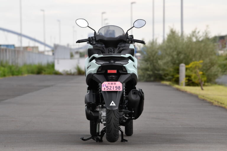 ヤマハ｜トリシティ125｜試乗インプレッション｜【異次元の安定感と制動力で街乗り最強！？】ヤマハ　トリシティ125 2025モデル試乗レポート