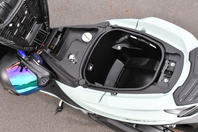 ヤマハ｜トリシティ125｜試乗インプレッション｜【異次元の安定感と制動力で街乗り最強！？】ヤマハ　トリシティ125 2025モデル試乗レポート