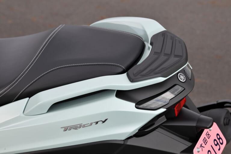 ヤマハ｜トリシティ125｜試乗インプレッション｜【異次元の安定感と制動力で街乗り最強！？】ヤマハ　トリシティ125 2025モデル試乗レポート