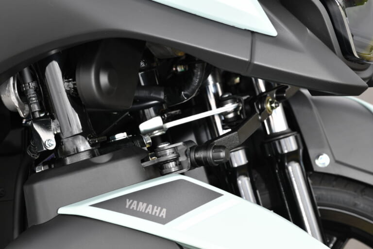 ヤマハ｜トリシティ125｜試乗インプレッション｜【異次元の安定感と制動力で街乗り最強！？】ヤマハ　トリシティ125 2025モデル試乗レポート