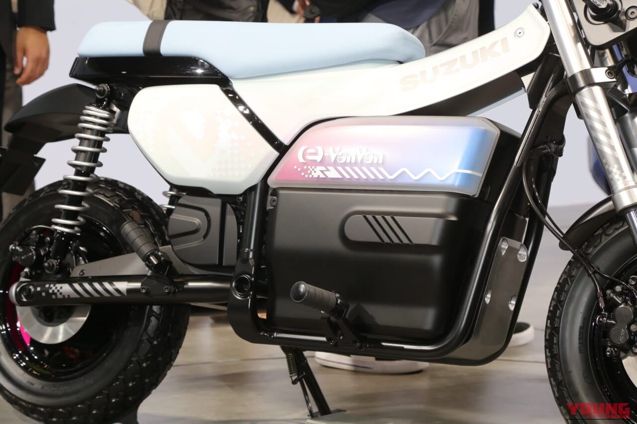 スズキ｜ジャパンモビリティショー2025｜【モビショー】スズキ(SUZUKI)「eバンバン」はじめEV＆水素バイクを展開! 「GSX-8」「GSX-R」最新モデルも