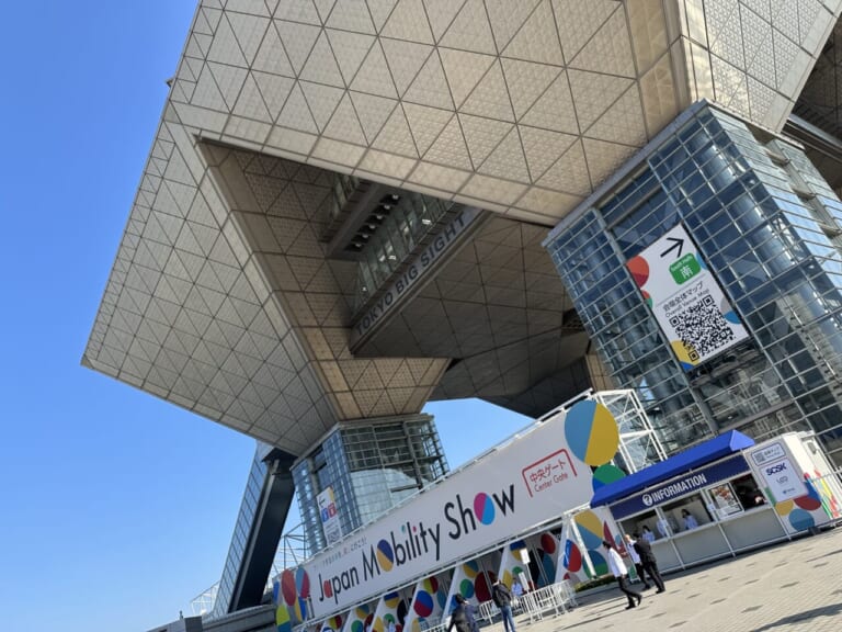 ジャパンモビリティショー｜モビショーのモーターサイクルレーシングを探して──懐かしいのから最新までけっこうある！