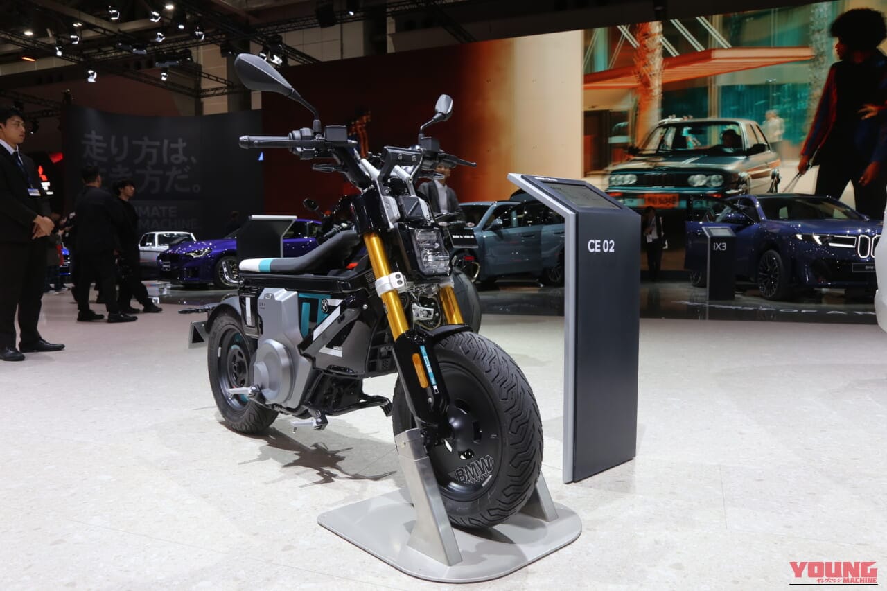 BMW|ジャパンモビリティショー2025|【モビショー】BMWブースは二輪車も注目!! WorldSBKを制したM1000RRと完全電動の次世代モビリティCE02が登場