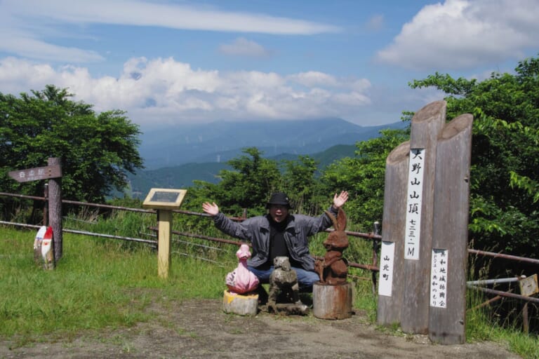 R1300GSで西丹沢｜BMW R1300GSで秘境探訪 〜青き空、碧き大地の西丹沢を走る〜