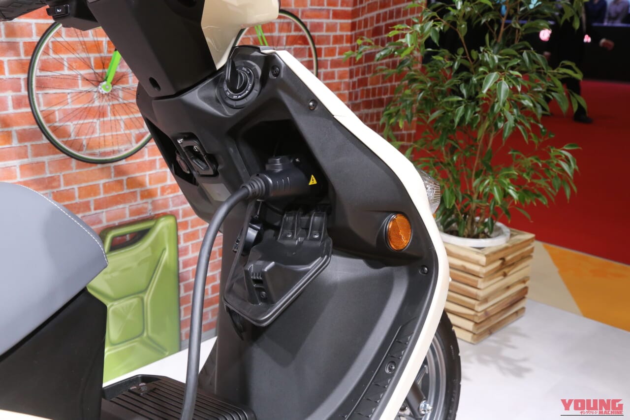 スズキ｜ジャパンモビリティショー2025｜【モビショー】スズキ(SUZUKI)「eバンバン」はじめEV＆水素バイクを展開! 「GSX-8」「GSX-R」最新モデルも