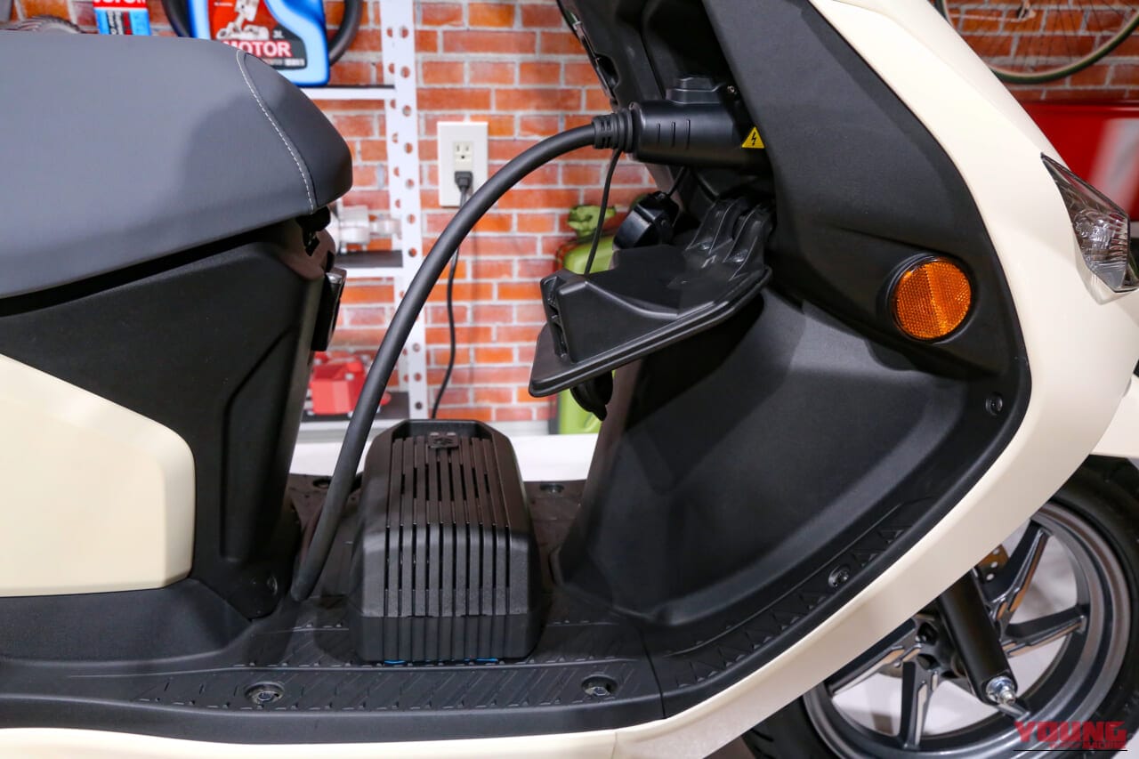 スズキ|ジャパンモビリティショー2025|【モビショー】スズキ(SUZUKI)「eバンバン」はじめEV&水素バイクを展開! 「GSX-8」「GSX-R」最新モデルも