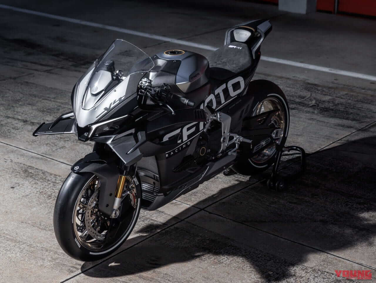 CFMOTO|V4 SR-RR|この羽根、動くぞ!! CFMOTOが「V4 SR-RRプロトタイプ」を発表、2026年に生産開始へ!【EICMA】