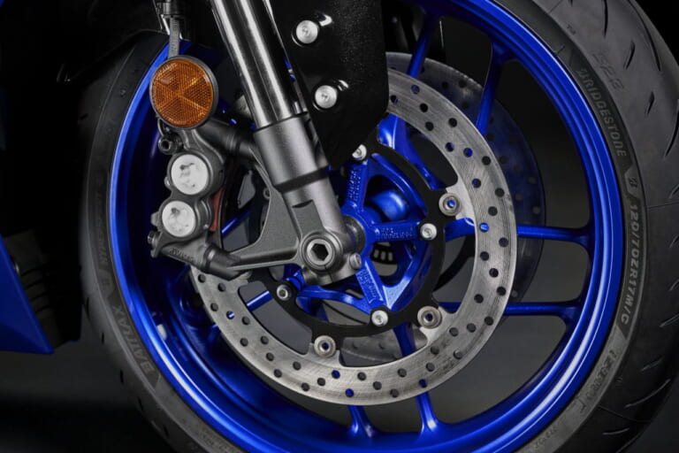 ヤマハ|YZF-R7|北米仕様|2026年モデル|アメリカンな独自カラー! ヤマハ新型「YZF-R7」が北米でも発表、70周年記念カラーと合わせて全4色ラインナップ