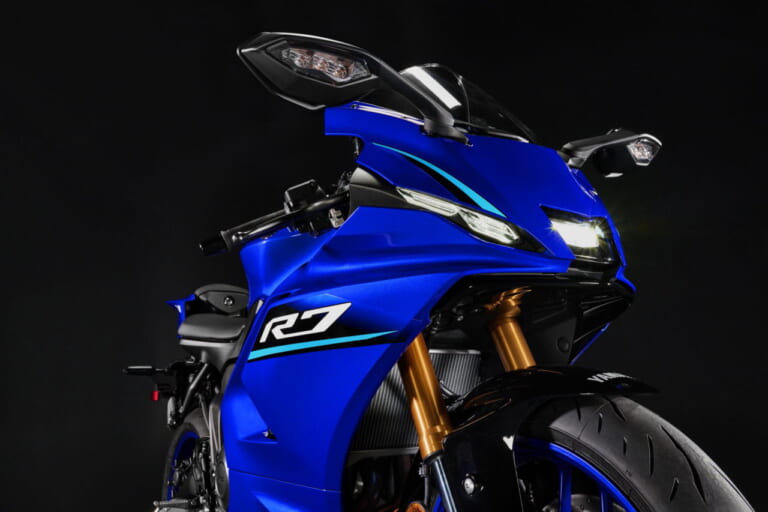 ヤマハ|YZF-R7|北米仕様|2026年モデル|アメリカンな独自カラー! ヤマハ新型「YZF-R7」が北米でも発表、70周年記念カラーと合わせて全4色ラインナップ
