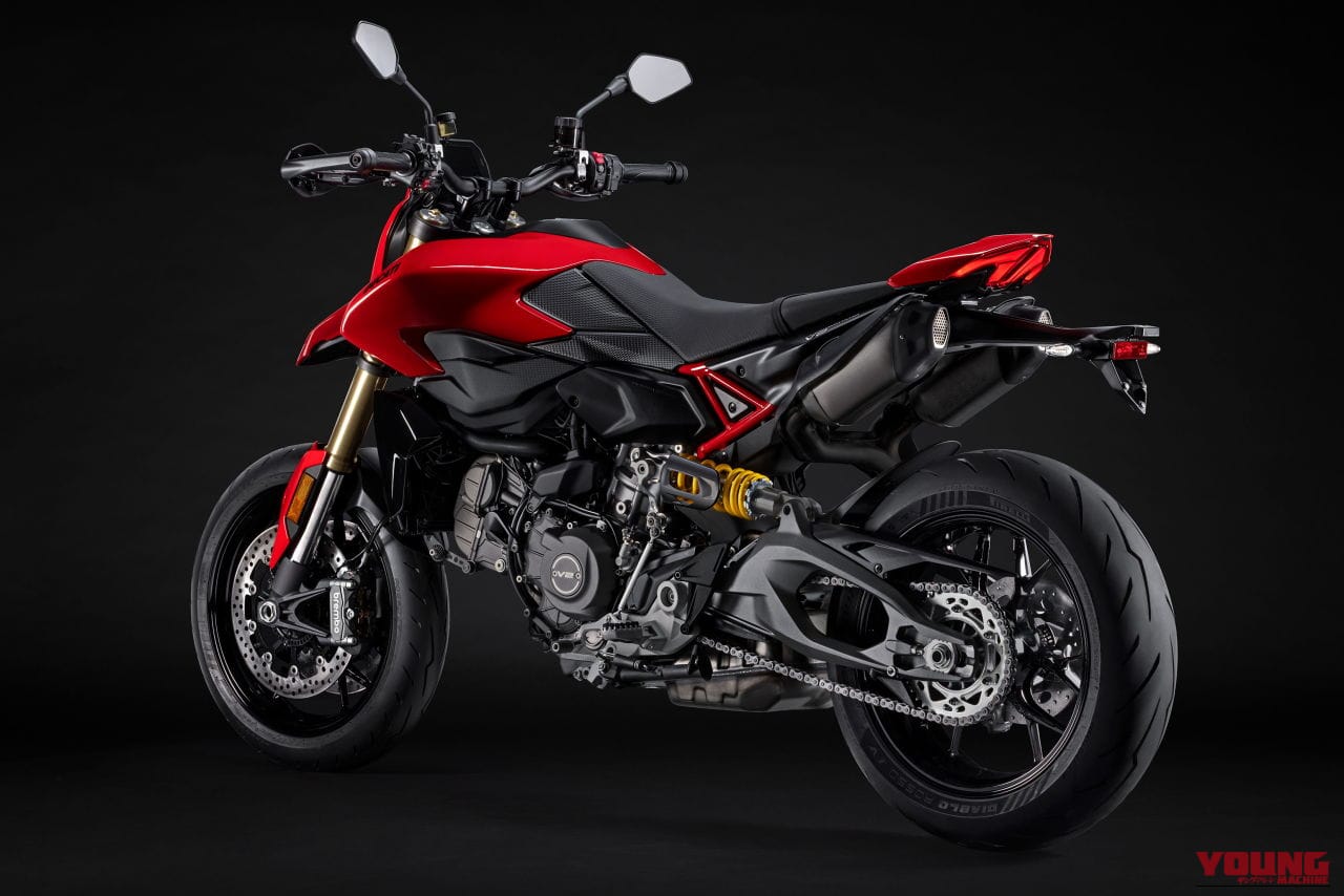 ｜M.マルケス仕様V2が登場！ 絶好調ドゥカティは8車ものニューモデルを公開【EICMA】