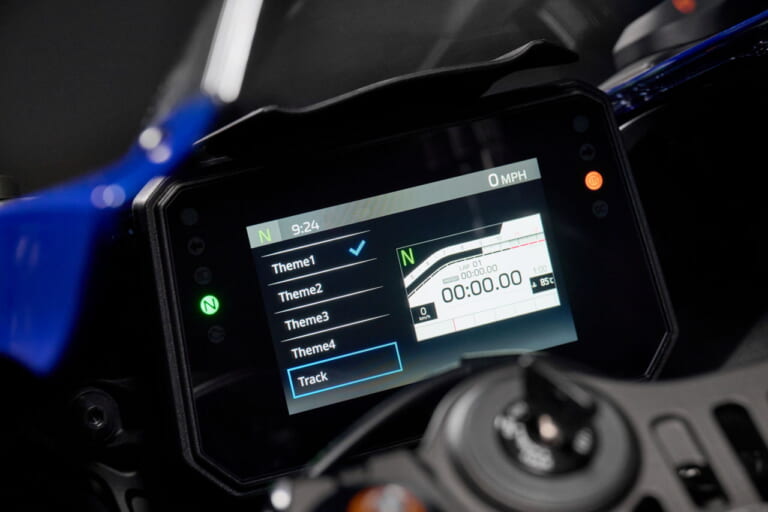 ヤマハ|YZF-R7|欧州仕様|2026年モデル|ヤマハ新型「YZF-R7」は電スロ&R1譲りのIMUで電子制御がイッキ進化! 70周年カラーで鈴鹿8耐のノスタルジーも再現【EICMA】