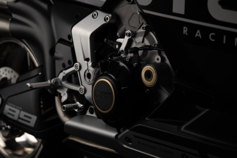 CFMOTO|V4 SR-RR|この羽根、動くぞ!! CFMOTOが「V4 SR-RRプロトタイプ」を発表、2026年に生産開始へ!【EICMA】