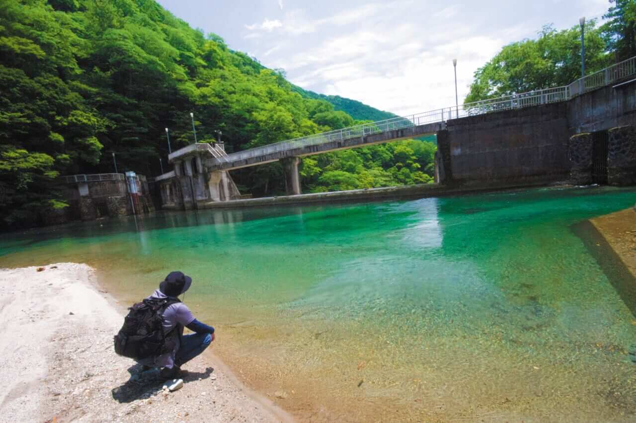 R1300GSで西丹沢|BMW R1300GSで秘境探訪 〜青き空、碧き大地の西丹沢を走る〜