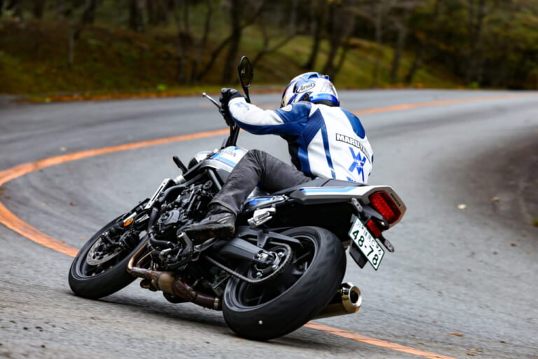 CB1000F｜「何が良いの!?」ホンダCB1000Fを丸山浩が徹底試乗インプレ：ドロドロっとした大排気量直4CBならではのフィーリング【ヤングマシン電子版1月号】