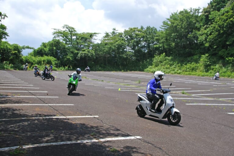 高校生のバイク通学問題|伊豆半島の学校/保護者の声に応えた原付バイク安全運転講習会