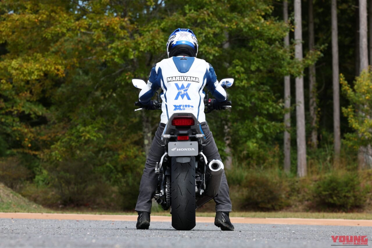 |「何が良いの!?」ホンダCB1000Fを丸山浩が徹底試乗インプレ:ドロドロっとした大排気量直4CBならではのフィーリング【ヤングマシン電子版1月号】