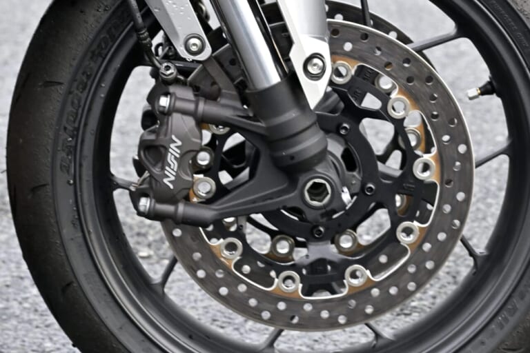 CB1000F|ホンダCB1000Fカスタム術:鉄馬レーサーを丸山浩が解説【CB1000ホーネットやCBR1000RR-R用パーツを流用】