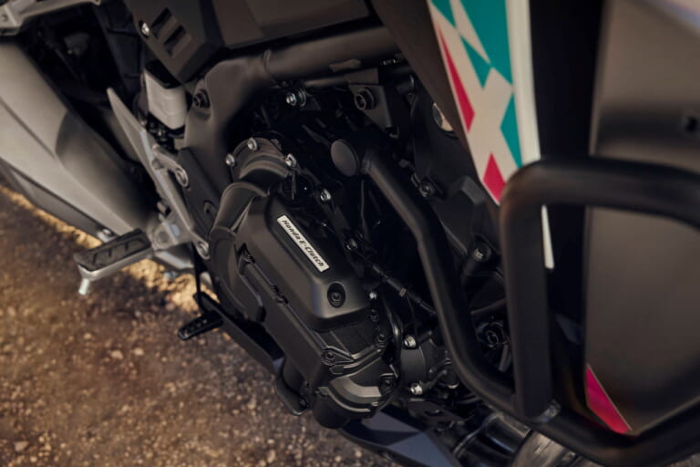 ホンダ|NX500|欧州仕様|2026年モデル|Eクラッチ普及計画発動! ホンダがEクラッチ新搭載の5車を発表、日本では400ccクラスに展開か