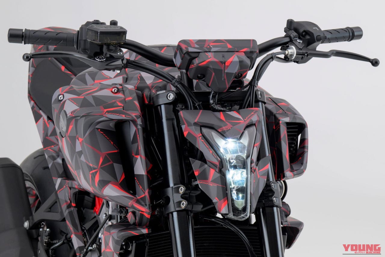ホンダ|V3R 900 E-コンプレッサー プロトタイプ|EICMA 2025|1200ccエンジンに匹敵?! ホンダが「V3R 900 E-コンプレッサー プロトタイプ」を発表! 電動過給のV型3気筒エンジンがスリムな車体を実現【EICMA】